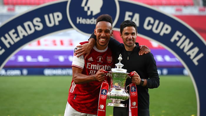 Arsenal's Mikel Arteta and Pierre-Emerick Aubameyang